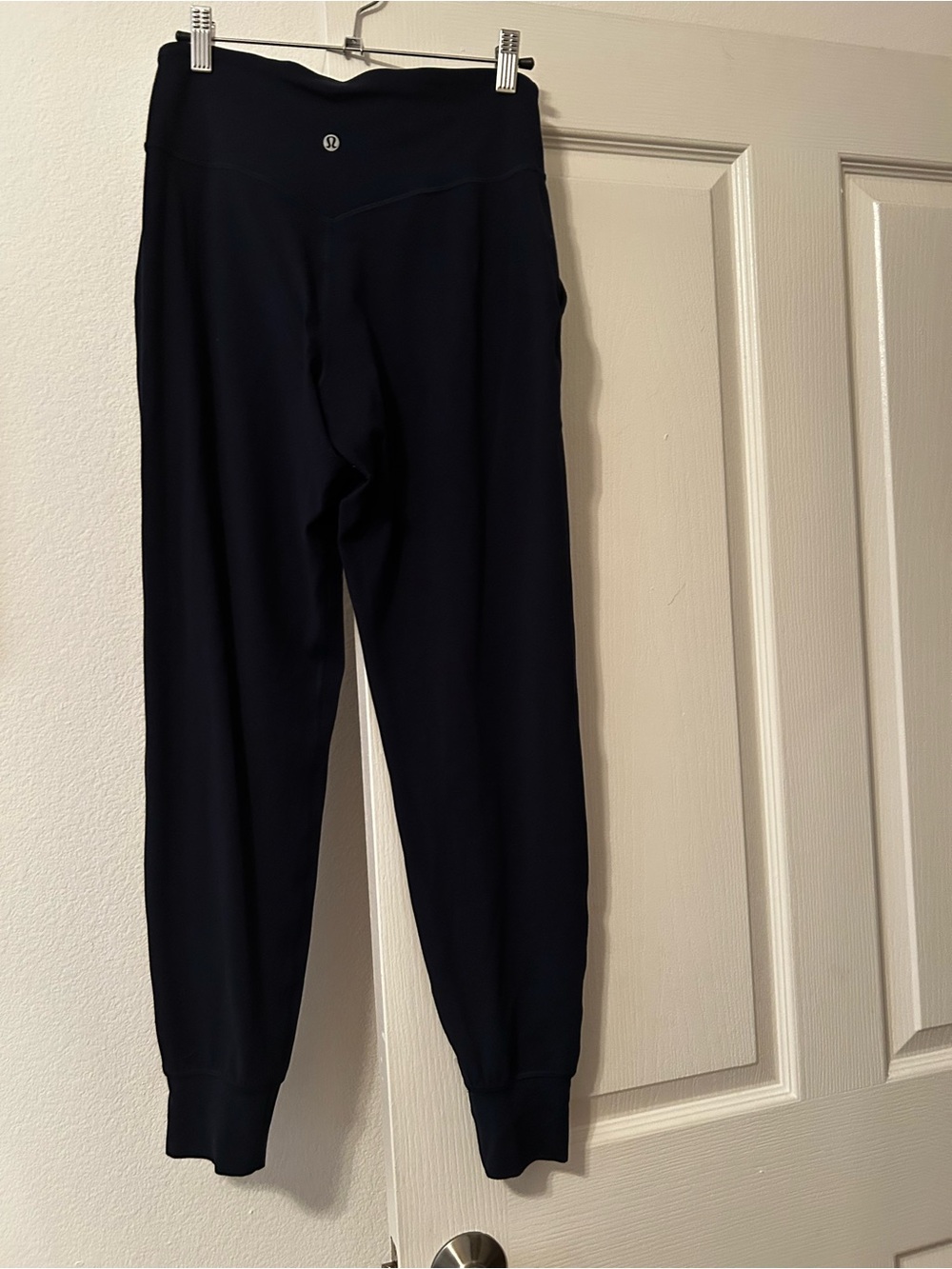 lululemon athletica women’s navy Jogger